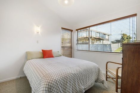 Photo of property in 4/48a Vauxhall Road, Devonport, Auckland, 0624