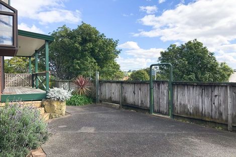 Photo of property in 1 Harvest Drive, Henderson, Auckland, 0612