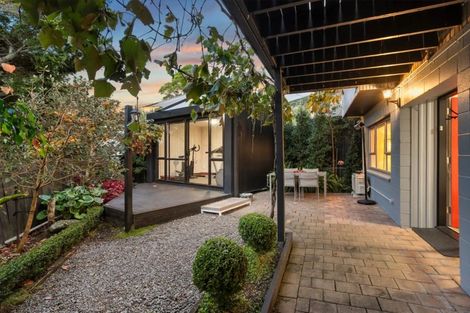 Photo of property in 1/17a Clematis Avenue, Murrays Bay, Auckland, 0630