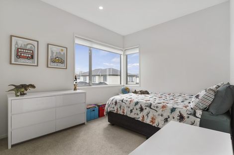 Photo of property in 5 Horomia Road, Karaka, Papakura, 2113