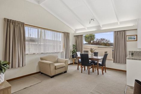 Photo of property in 28 Estuary Crescent, Fairfield, Dunedin, 9018