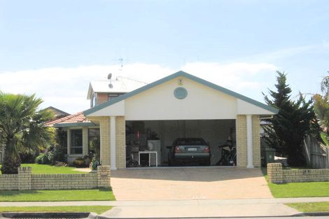 Photo of property in 77 Santa Monica Drive, Papamoa Beach, Papamoa, 3118