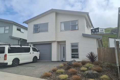 Photo of property in 151 Amesbury Drive, Churton Park, Wellington, 6037