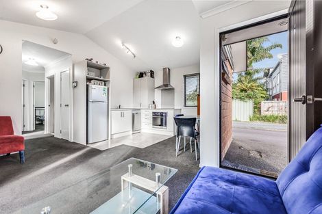 Photo of property in 13u3 Lyon Street, Frankton, Hamilton, 3204