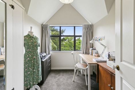 Photo of property in 125 Westchester Drive, Churton Park, Wellington, 6037