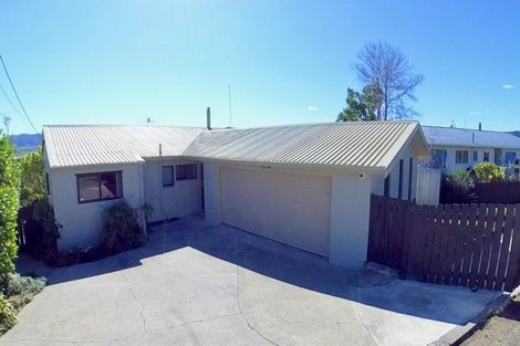 Photo of property in 30 Kokich Crescent, Onerahi, Whangarei, 0110