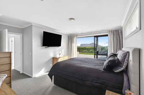 Photo of property in 14 Huntaway Close, Stoke, Nelson, 7011