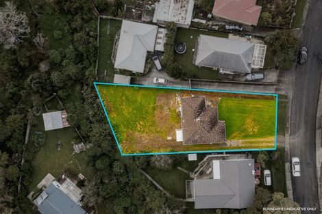 Photo of property in 24 Gill Avenue, Te Atatu Peninsula, Auckland, 0610