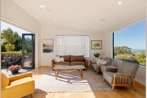 Photo of property in 110 Mount Pleasant Road, Mount Pleasant, Christchurch, 8081