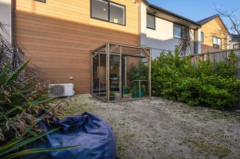 Photo of property in 3/25 Hargest Crescent, Sydenham, Christchurch, 8023