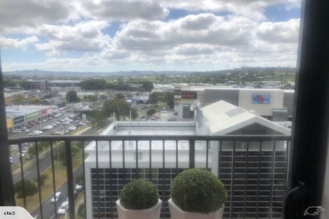 Photo of property in 12h/18 Ronwood Avenue, Manukau, Auckland, 2104