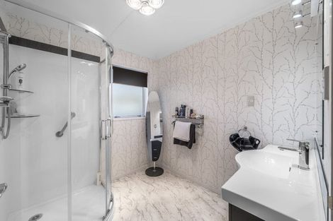 Photo of property in 37 Moa Street, Waikiwi, Invercargill, 9810