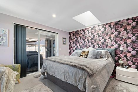 Photo of property in 14 Deans Place, Amberley, 7410