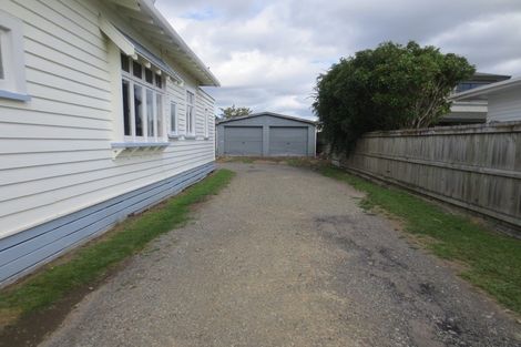 Photo of property in 10 Limbrick Street, Terrace End, Palmerston North, 4410