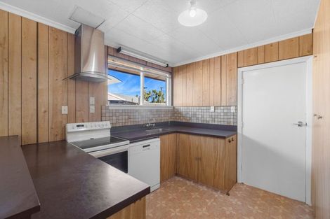 Photo of property in 42 Fovant Street, Russley, Christchurch, 8042