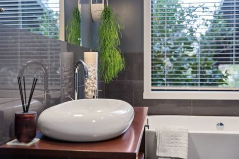 Photo of property in 8 Beachview Grove, Peka Peka, Waikanae, 5391