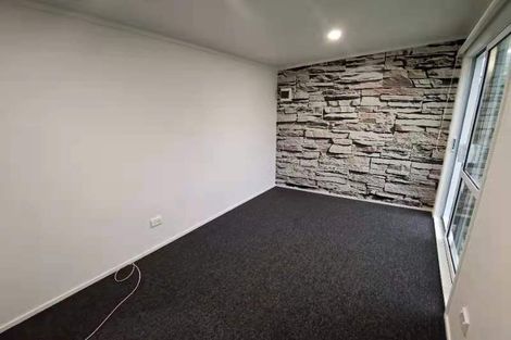 Photo of property in 112 Edgewater Drive, Pakuranga, Auckland, 2010