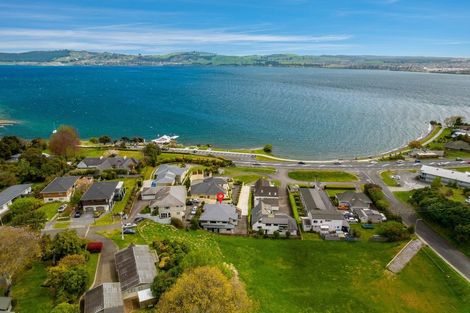 Photo of property in 316 Lake Terrace, Two Mile Bay, Taupo, 3330