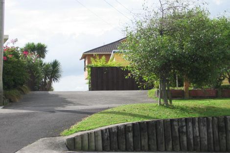 Photo of property in 2/89 Glengarry Road, Glen Eden, Auckland, 0602