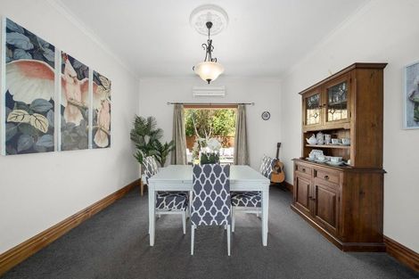 Photo of property in 4 Hillside Drive, Maoribank, Upper Hutt, 5018