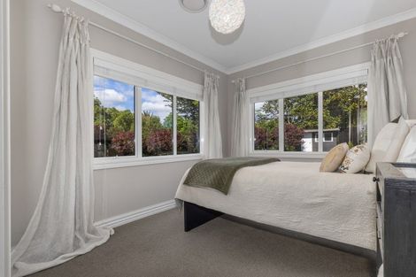Photo of property in 1068 Queen Street East, Levin, 5510