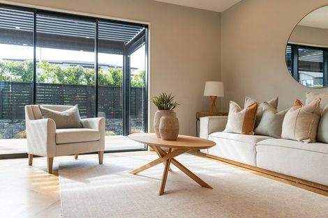 Photo of property in 2 Hanikura Street, Long Bay, Auckland, 0630