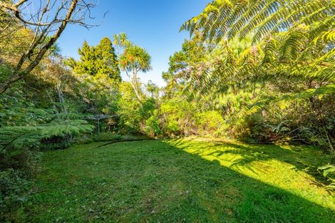 Photo of property in 1088 Scenic Drive North, Swanson, Auckland, 0816