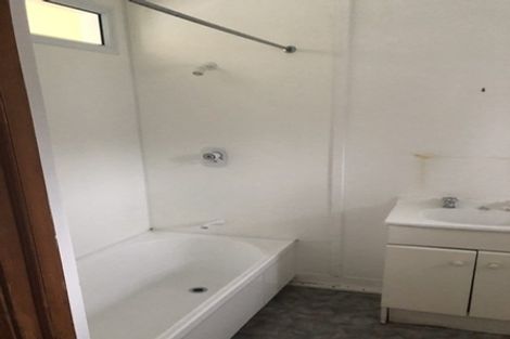 Photo of property in 37a/1 Devon Street, Picton, 7220