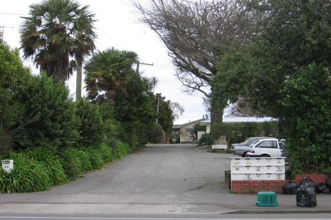 Photo of property in Cedarwood Flats, 1/15 Opaki Road, Lansdowne, Masterton, 5810