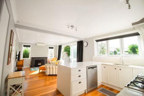 Photo of property in 51 Lincoln Street, Ashhurst, 4810