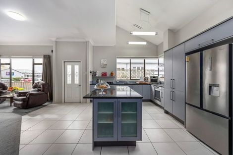 Photo of property in 25 Henry Street, Blenheim, 7201