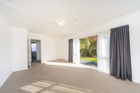 Photo of property in 24 Holdsworth Avenue, Milson, Palmerston North, 4414