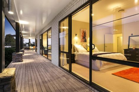 Photo of property in 1304 Old North Road, Helensville, 0875