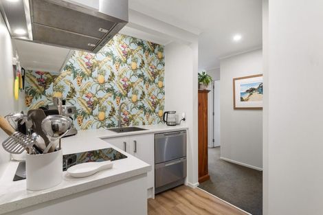 Photo of property in 83b William Bayes Place, Red Beach, 0932
