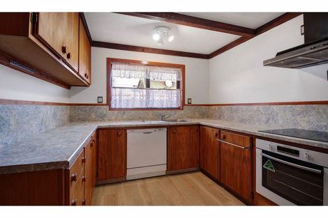 Photo of property in 95 Momorangi Crescent, Redwood, Christchurch, 8051