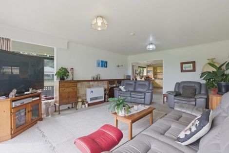 Photo of property in 7 Seymour Street, Waitara, 4320