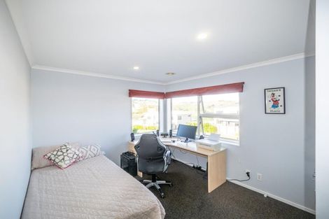 Photo of property in 51 Mauldeth Terrace, Churton Park, Wellington, 6037