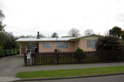 Photo of property in 18 Hogg Crescent, Masterton, 5810