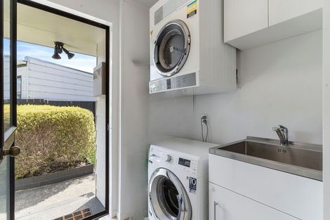 Photo of property in 2/63a Colwill Road, Massey, Auckland, 0614