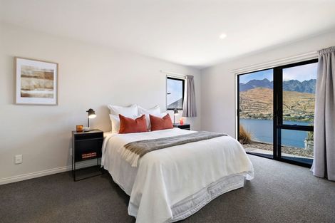 Photo of property in 5 Gum Lane, Queenstown, 9300