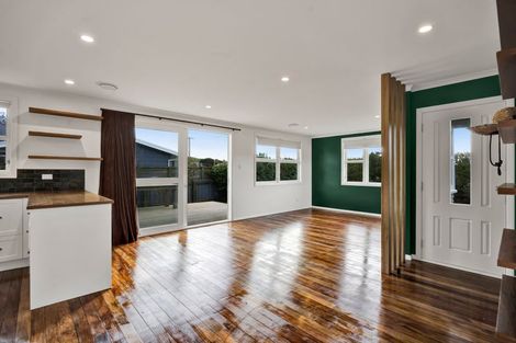 Photo of property in 5 Kepa Street, Ohawe, Hawera, 4671