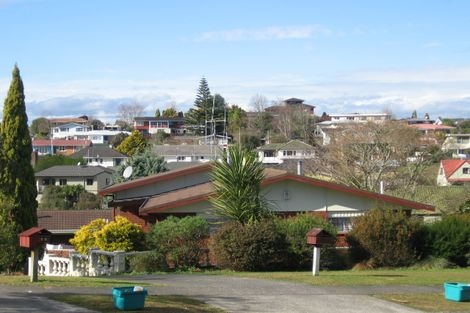 Photo of property in 25 Lachlan Drive, Dinsdale, Hamilton, 3204