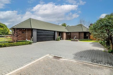 Photo of property in 21 Hurunui Street, Waikanae, 5036