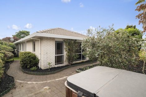Photo of property in 17 Warwick Drive, Lynmore, Rotorua, 3010