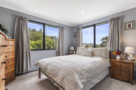 Photo of property in 95 Grovenor Drive, Orewa, 0931