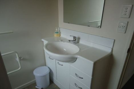 Photo of property in 2/37 Picton Avenue, Riccarton, Christchurch, 8011