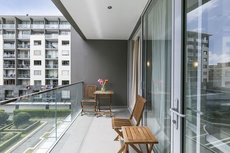 Photo of property in Sanctum Apartment, 10 Ebor Street, Te Aro, Wellington, 6011