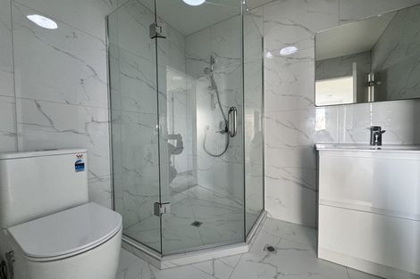 Photo of property in 24 Tomintoul Place, Highland Park, Auckland, 2010