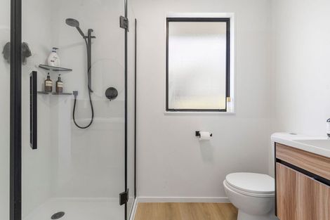 Photo of property in 2/63a Colwill Road, Massey, Auckland, 0614