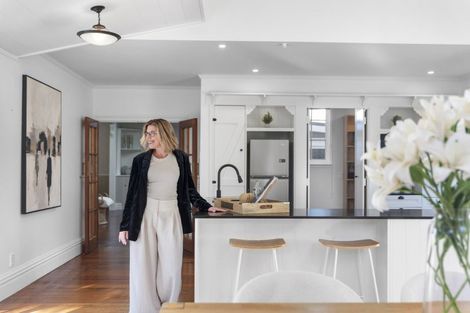 Photo of property in 100 Oxford Road, Okato, 4335